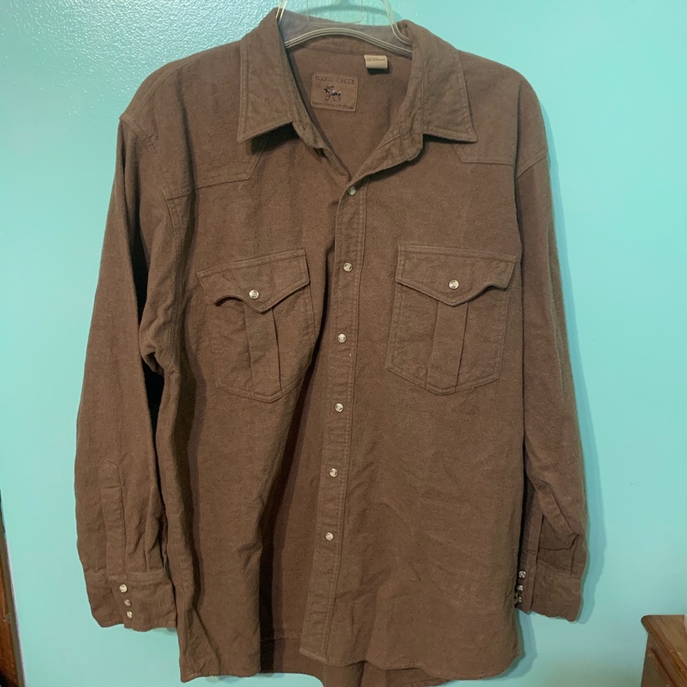 Moose Creek Lengendary clothing long sleeve